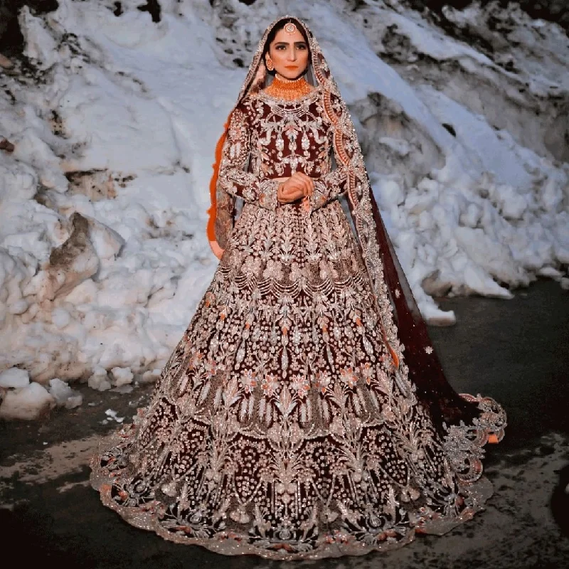 Pakistani Lehenga Choli Dupatta Dress for Bride #BS897
