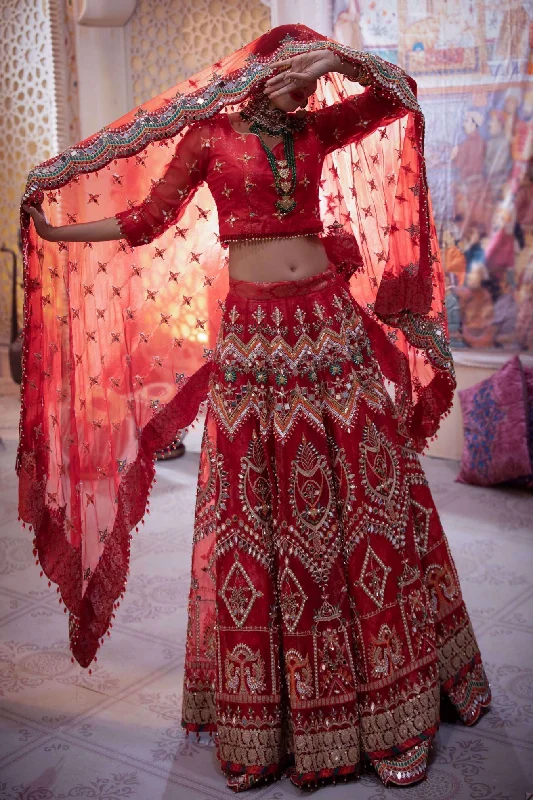 Pakistani Bridal Red Lehenga Choli Dupatta Dress #BS836