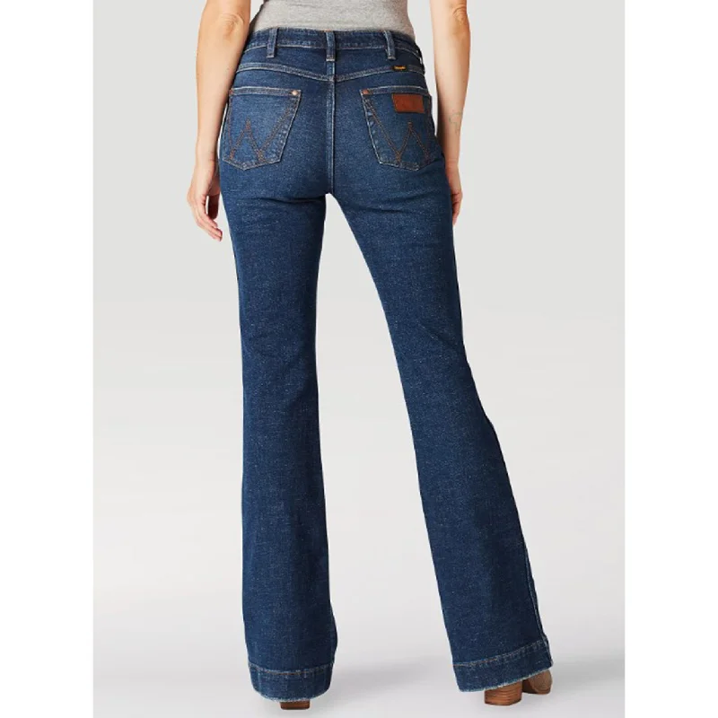Wrangler Women's Retro Ellery Trouser Jeans Trendy Cut-Off Denim Shorts