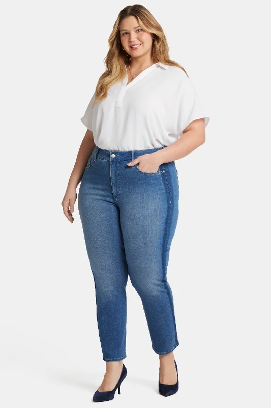 Marilyn Straight Ankle Jeans In Plus Size - Azure Wave Fashionable Relaxed Fit Denim